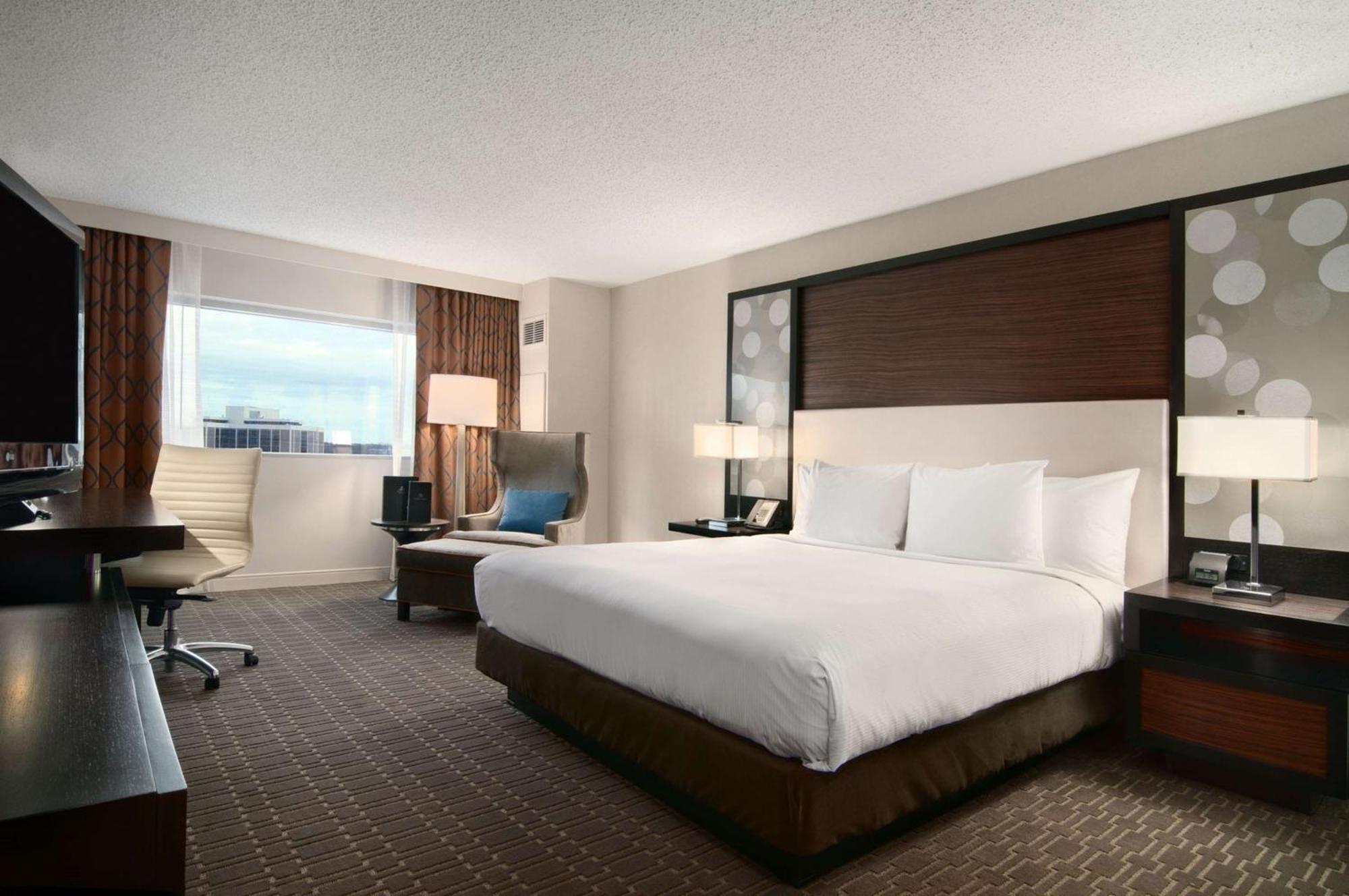 Отель Hilton Atlanta Airport Колледж Парк Экстерьер фото