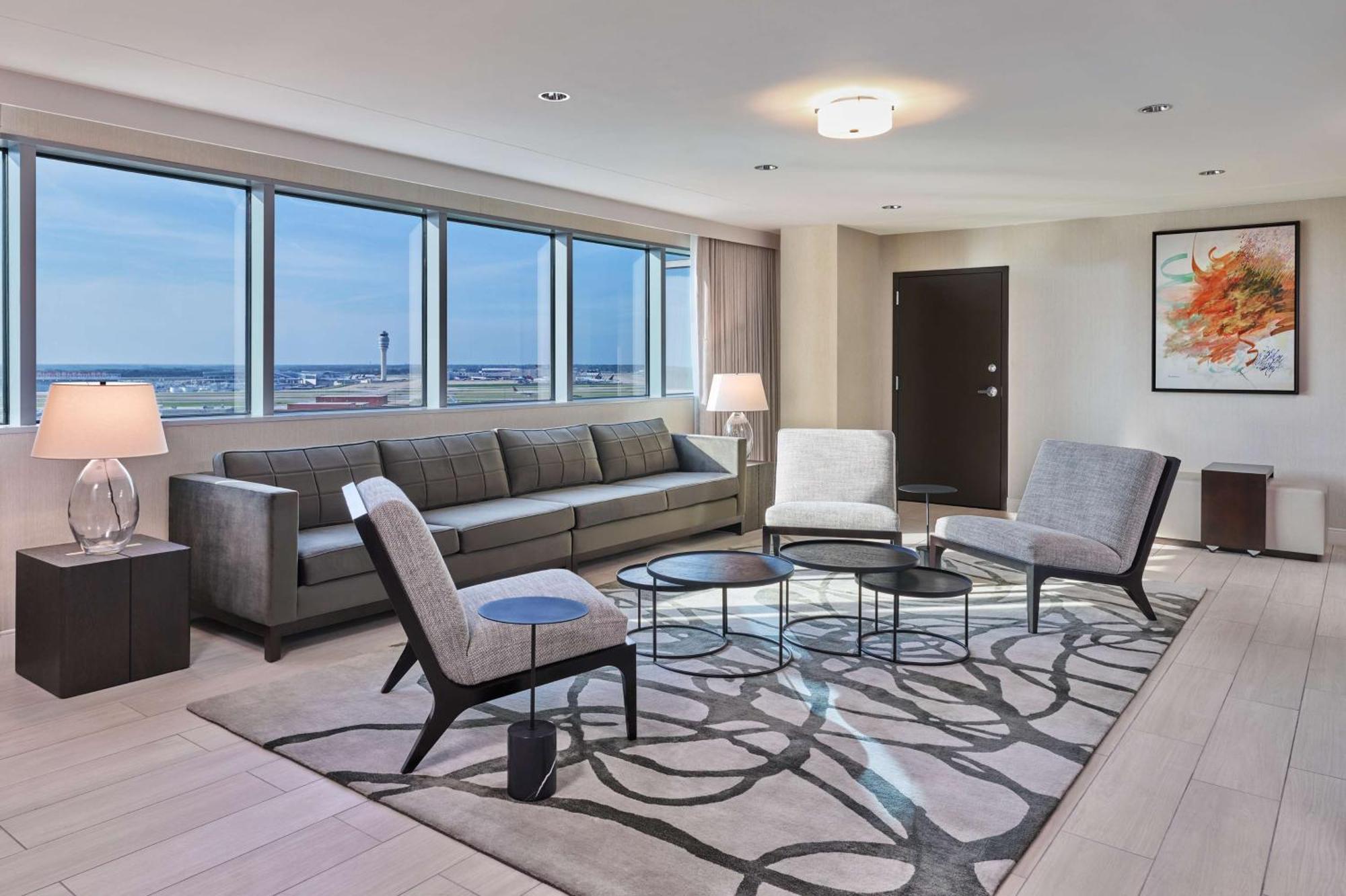 Отель Hilton Atlanta Airport Колледж Парк Экстерьер фото