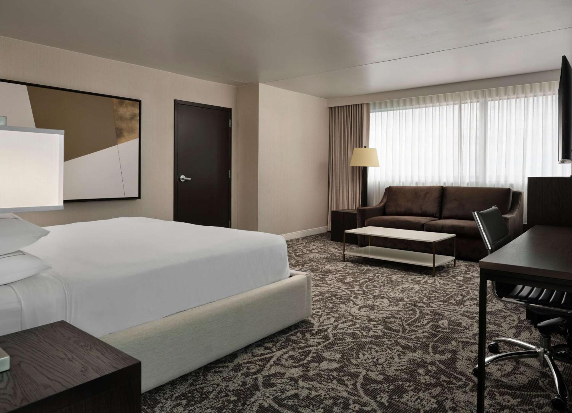 Отель Hilton Atlanta Airport Колледж Парк Экстерьер фото