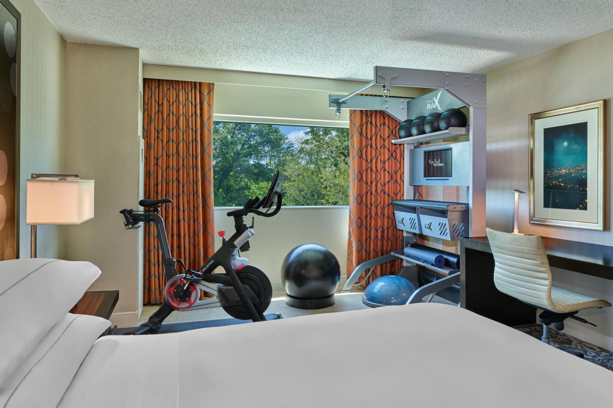 Отель Hilton Atlanta Airport Колледж Парк Экстерьер фото